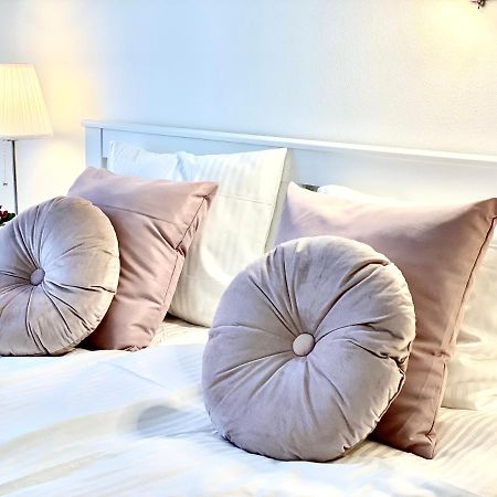 Mirell Apartman Сегед Екстер'єр фото