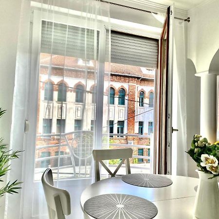 Mirell Apartman Сегед Екстер'єр фото