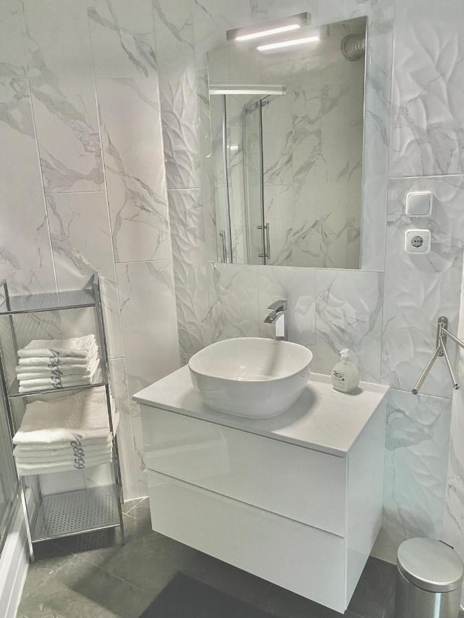 Mirell Apartman Сегед Екстер'єр фото