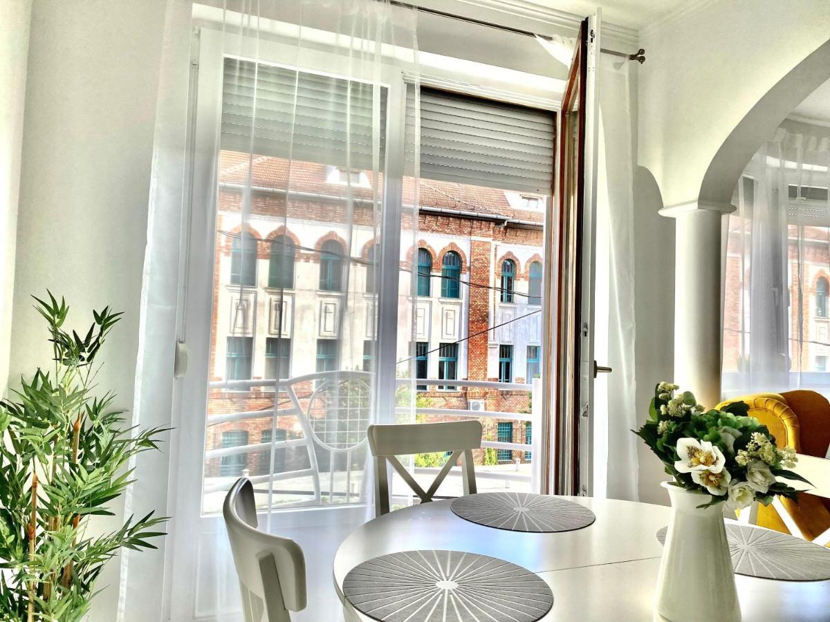 Mirell Apartman Сегед Екстер'єр фото